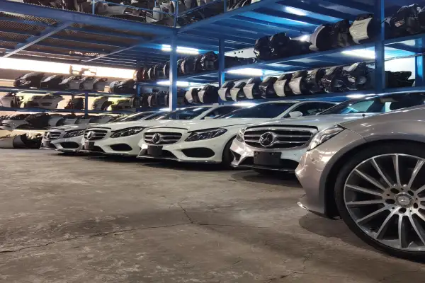 تشليح سيارات مرسيدس في الرياض
