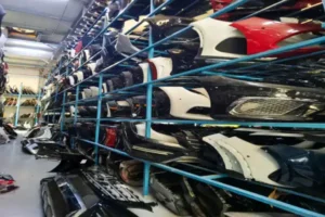 قطع غيار مرسيدس مستعمل بالرياض