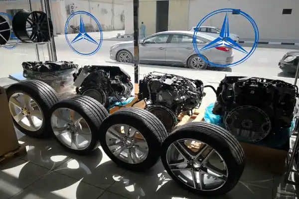 قطع غيار مرسيدس مستعمل في الرياض