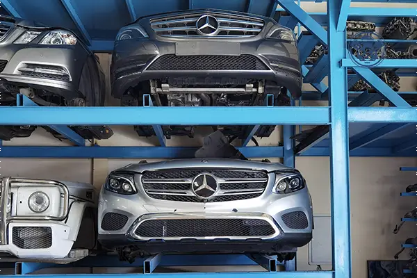 قطع غيار مستعمل مرسيدس