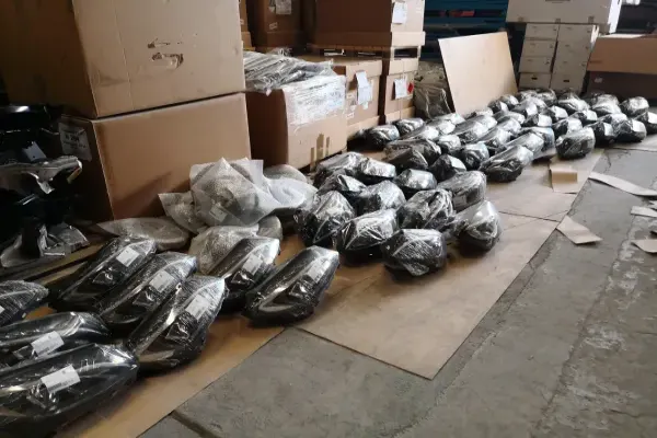 شمعات مرسيدس c200