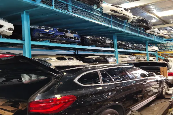 طلب قطع غيار BMW