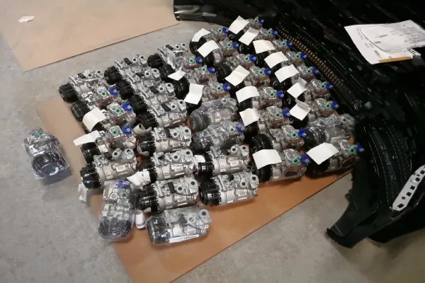 قطع تشليح بي ام دبليو جدة