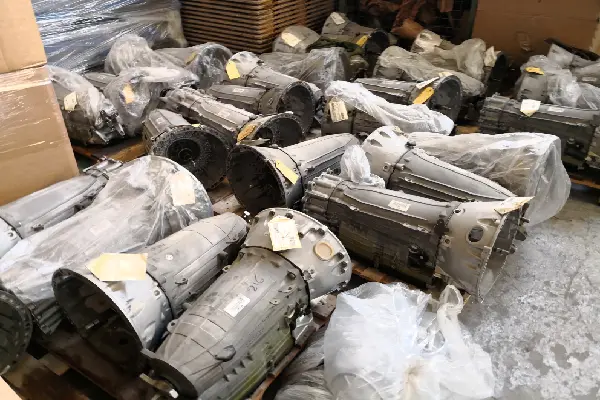 قطع غيار مرسيدس الدمام مستعمل 