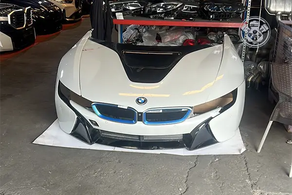 قطع غيار بي ام دبليو الخبر